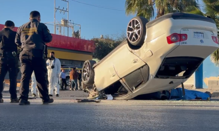 Saltillo: Muere tras volcar en el bulevar Felipe J. Mery