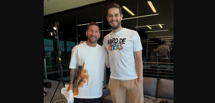 Adrián Marcelo se encuentra con Lionel Messi durante grabación de podcast