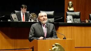 Adán Augusto López regresa sin liderazgo al Senado de la República