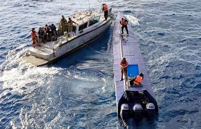 EE. UU. colabora en la captura de narcosubmarino con droga en Manzanillo