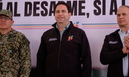 Javier Díaz inicia la campaña ‘Sí al desarme, sí a la paz’