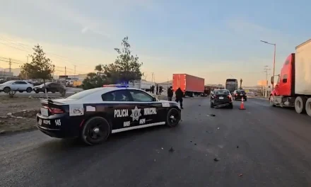 Accidente múltiple deja cuantiosos daños materiales en Ramos Arizpe