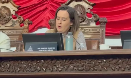 Aprueban fecha de sesión solemne para rendir homenaje a fuerzas armadas