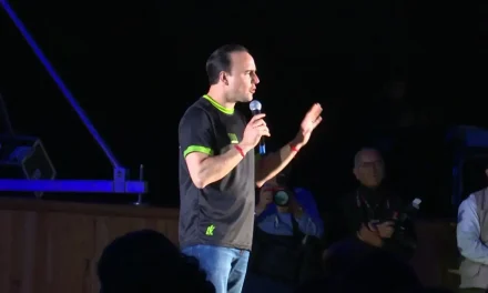 Arranca el gobernador apoyo para jóvenes