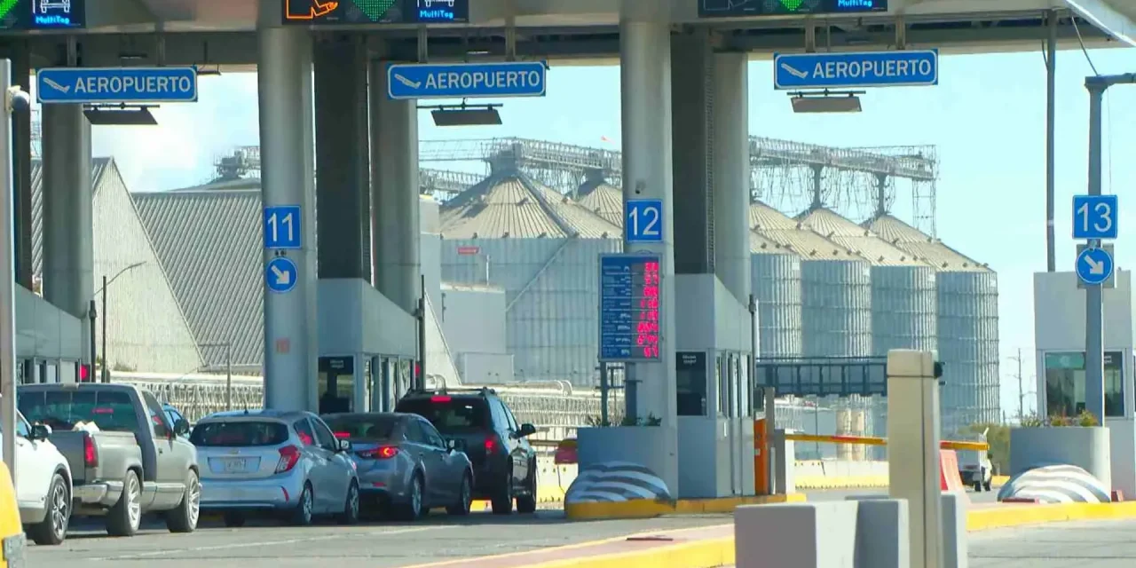Samuel García libera caseta al Aeropuerto para aliviar el caos vial por obras de la Línea 6
