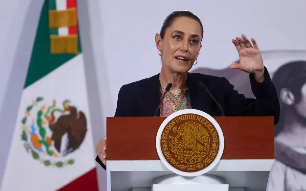 Sheinbaum  presenta a Nadia López García como nueva titular en la SEP