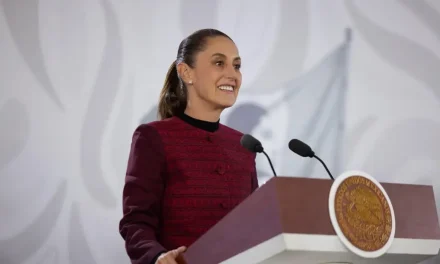 Sheinbaum afirma que fue decisión propia la renuncia de Adán a la coordinación de Morena en el Senado
