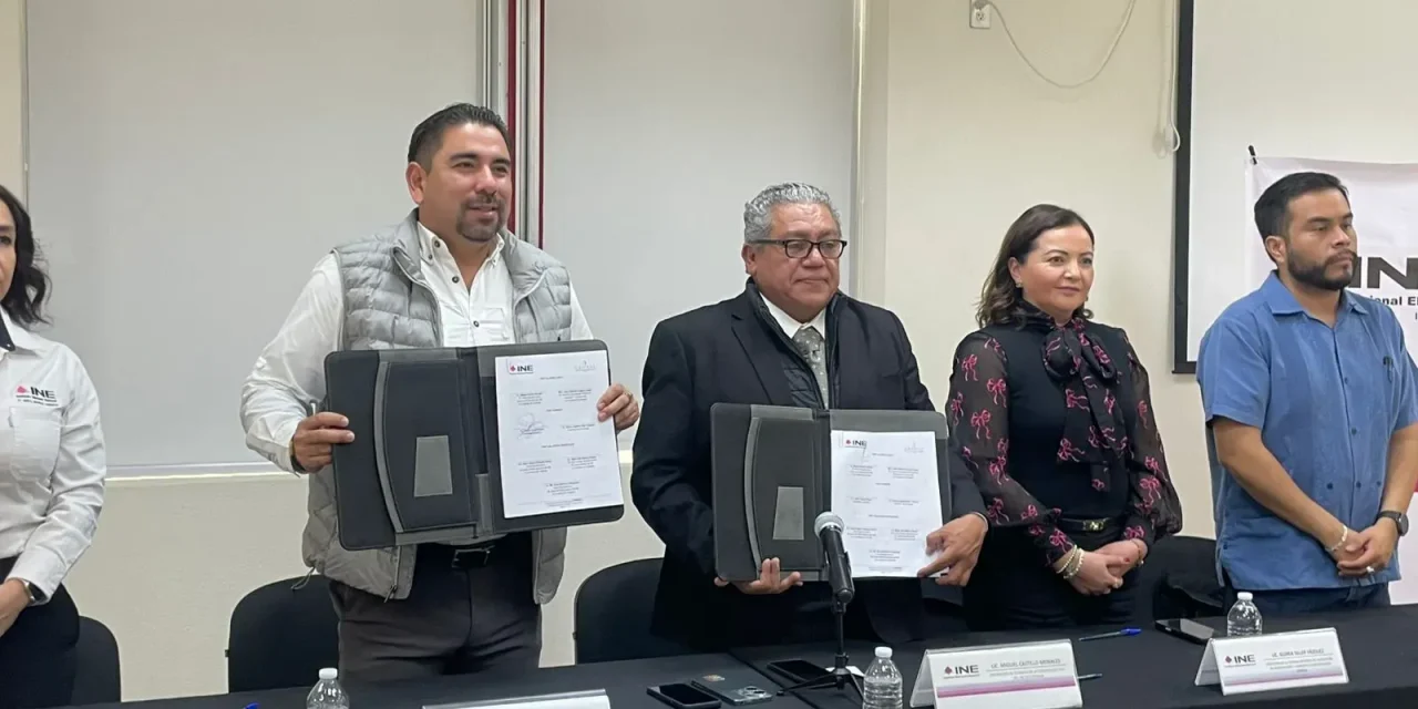 Saltillo: Firma convenio INE y Canirac