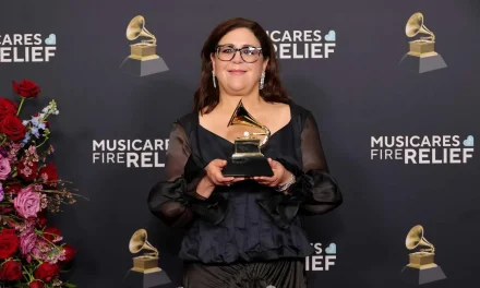Orgullo UNAM: La compositora Gabriela Ortiz triunfa en los Premios Grammy 2026
