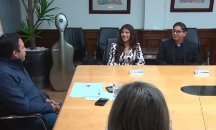 Javier recibe a saltillenses electos para la Orquesta Sinfónica Nacional Juvenil