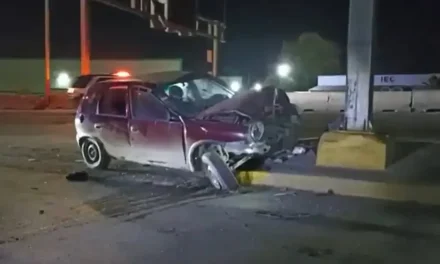 Saltillo: Lesiona a su amigo tras choque en Periférico