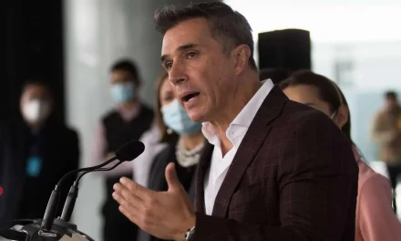 Morena abre proceso interno contra Sergio Mayer por integrarse a La Casa de los Famosos