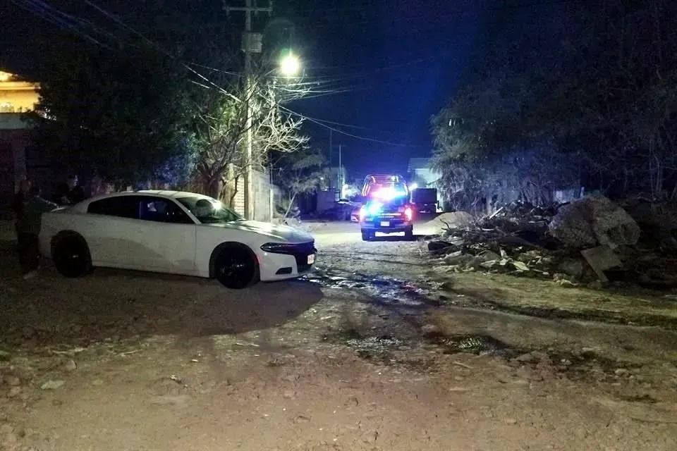 Hallan cuerpo calcinado de una mujer 12 horas después de incendio en predio abandonado en Nuevo León