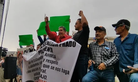 Extrabajadores de AHMSA ligados a Morena boicotean evento de la presidenta Sheinbaum