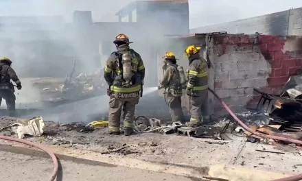 Voraz incendio consume vivienda en la colonia Nueva Imagen