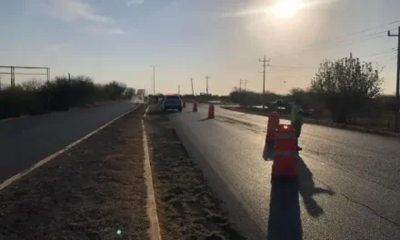 Intensifican labores de bacheo en Múzquiz