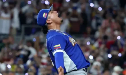 Venezuela vence a EE. UU. y se corona en el Clásico Mundial