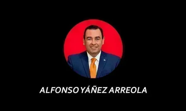 Juventud universitaria con Dirección