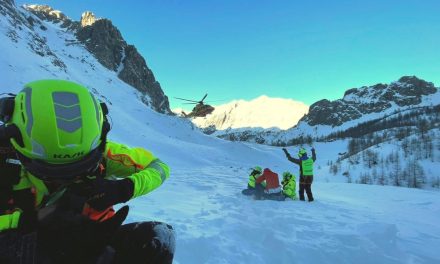 Avalancha en los Alpes Italianos deja dos muertos y 25 esquiadores atrapados