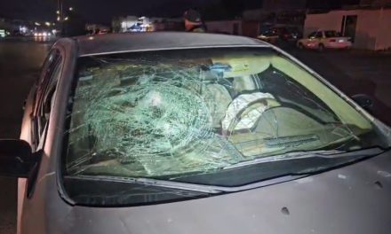 Choque deja a menor lesionado en cruce vial en Saltillo