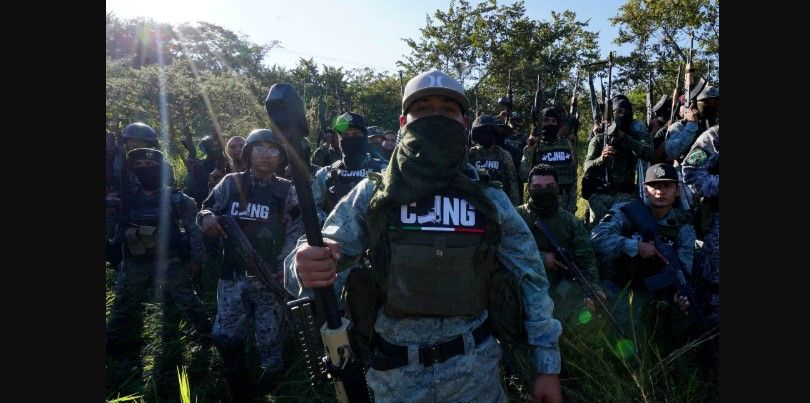 Investigan a policías de 20 municipios de Michoacán por presuntos vínculos con el Cártel Jalisco Nueva Generación