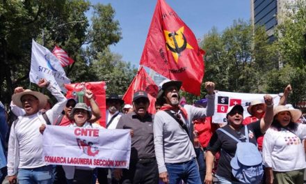 CNTE instala plantón e inicia paro de 72 horas