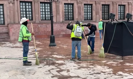 ‘Hasta que salga la pintura’; sigue la limpieza de la Plaza Nueva Tlaxcala