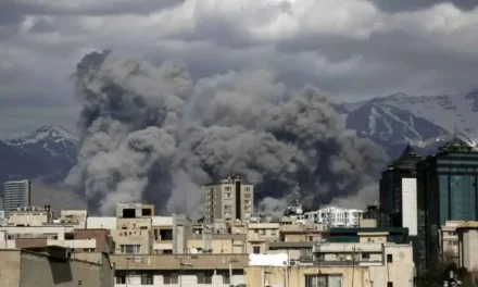 SRE evacua con éxito a 121 mexicanos de la zona de conflicto en Medio Oriente