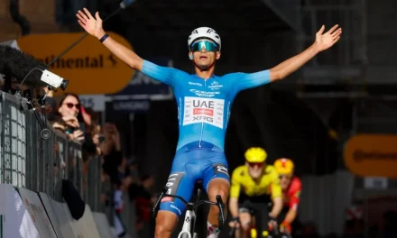 Isaac del Toro conquista la Tirreno-Adriático y hace historia para el ciclismo mexicano