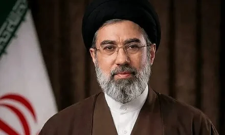 Mojtaba Jameneí y su primer mensaje a Irán al ser el líder supremo: ‘El Estrecho de Ormuz debe permanecer cerrado’