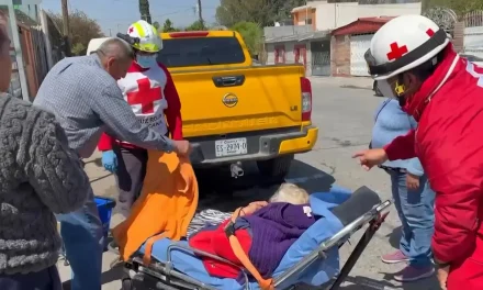 Octogenaria resulta lesionada al ser atropellada en la colonia González