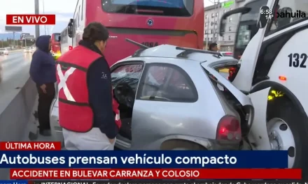 Transportes de personal prensan a vehículo al norte de Saltillo