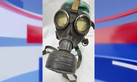 Saltillo: Roban máscara de la segunda guerra mundial del Museo de la Muñeca