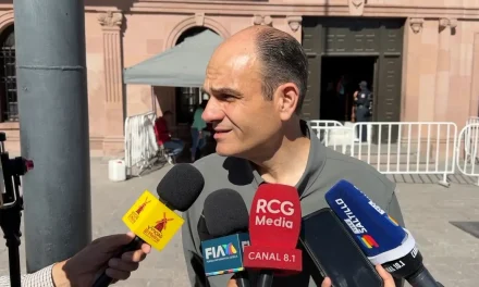 Sin aliados, difícilmente prosperará reforma electoral planteada por Morena; afirma Jericó Abramo