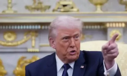 Trump afirma que el gobierno de Cuba ‘también va a caer’ por presión energética