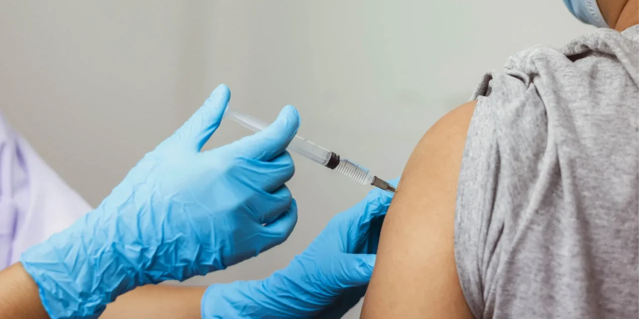 México alcanza cifra récord de vacunación: 9 millones de dosis aplicadas en tres semanas ante brote de sarampión