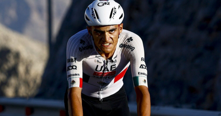 Isaac del Toro lidera al UAE Team Emirates en la Itzulia 2026 rumbo a otro título