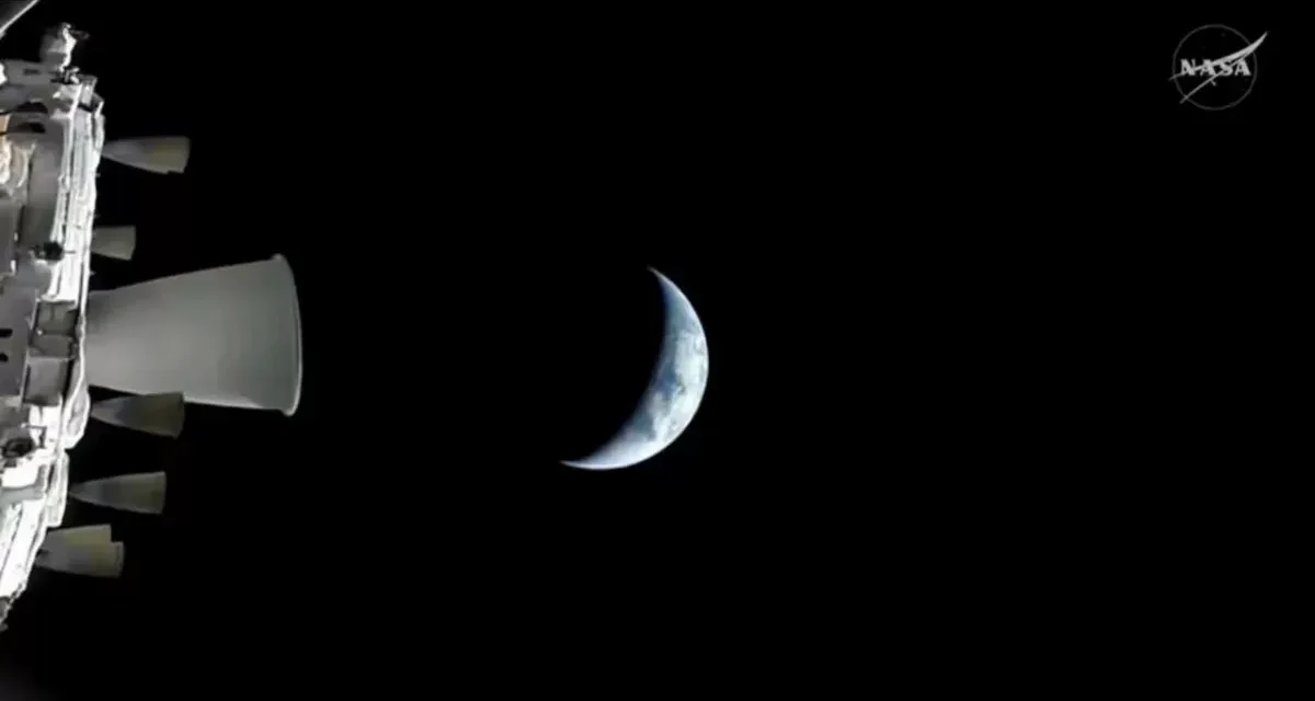 Astronautas de Artemis II alcanzan órbita lunar