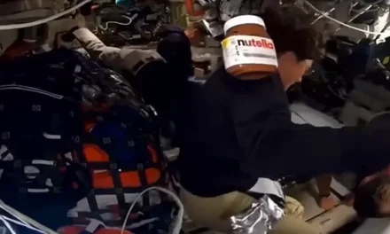 Tarro de Nutella ‘se cuela’ en transmisión de Artemis II y se vuelve viral
