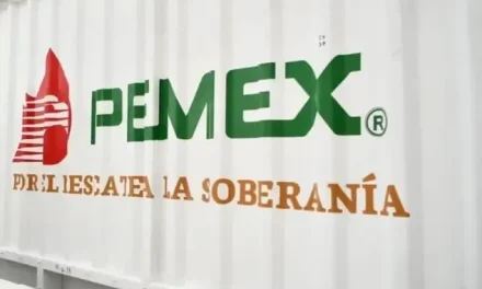 Trump acusa a Pemex de adeudar 2500 millones de dólares a empresas de EE.UU.