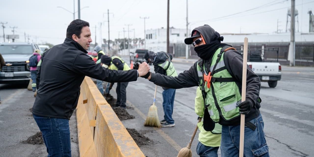 Supervisa Javier Díaz cuadrillas de ‘Aquí Andamos’