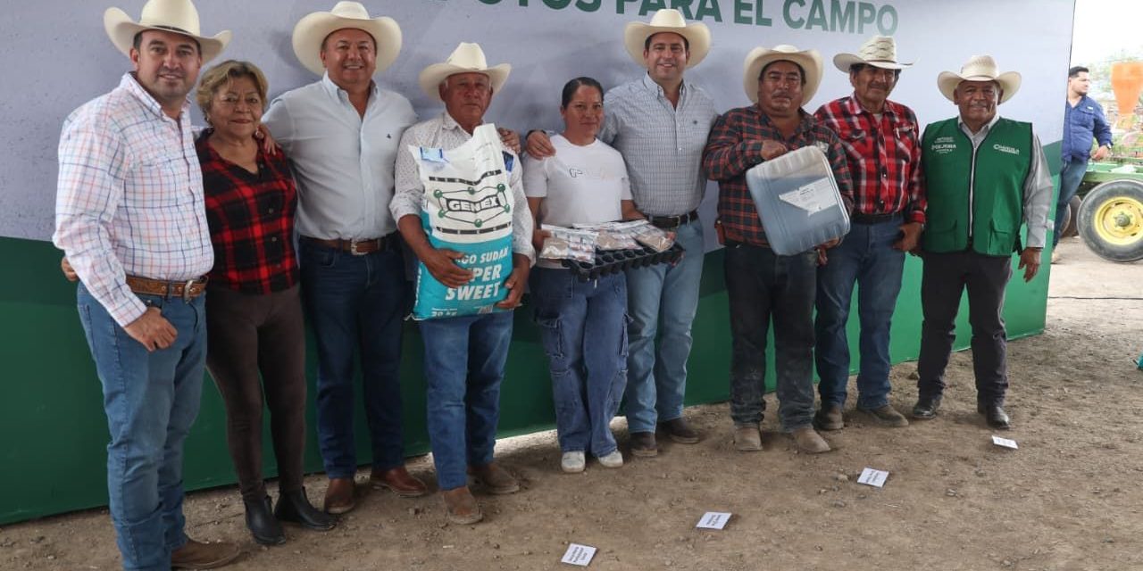 Anuncia Javier Díaz más de 110 mdp para el campo de Saltillo