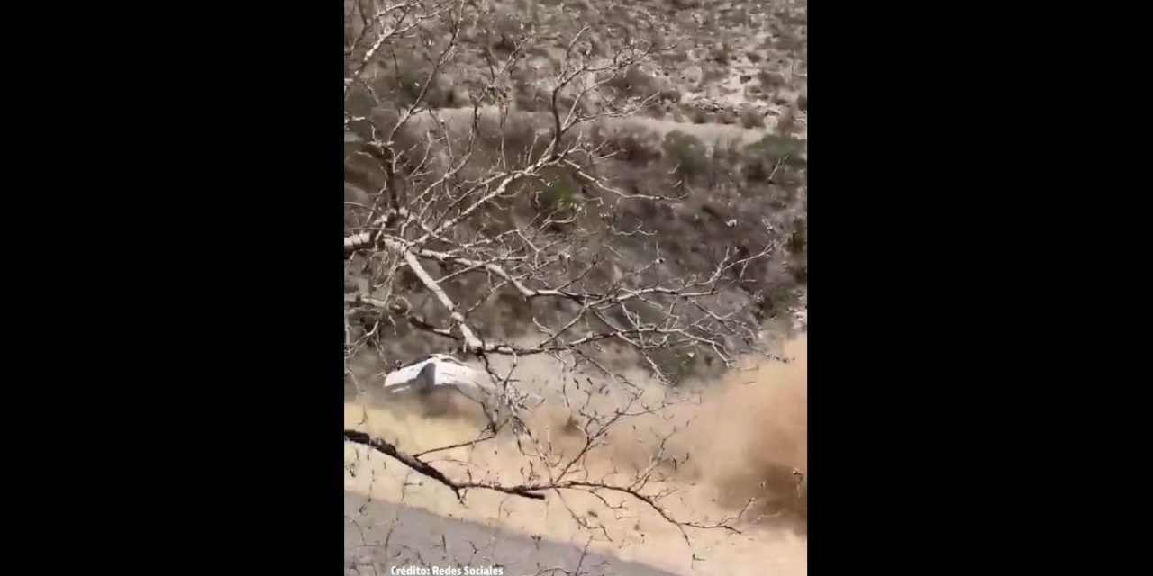 Porsche cae a barranco en Durango mientras participaba en el Rally Express 2026 (video)