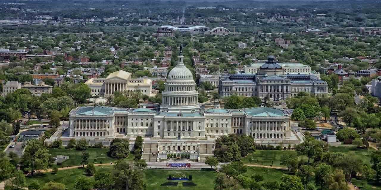 Manolo Jiménez visitará la capital de Estados Unidos