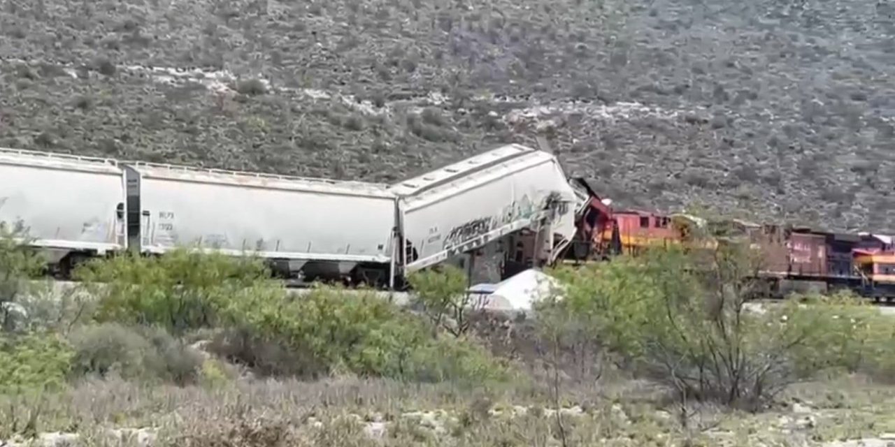 Choque de locomotoras deja dos heridos en Ramos Arizpe