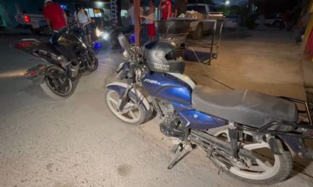 Choque entre motociclistas deja un lesionado en la colonia Guayulera