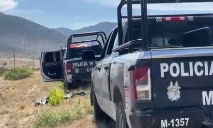 Hallan hombre sin vida en carretera libre 57