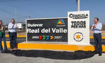 Inaugura Manolo Jiménez la rehabilitación de bulevar en Ramos Arizpe