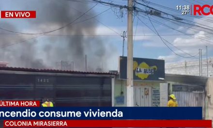 Se incendia casa en la colonia Mirasierra