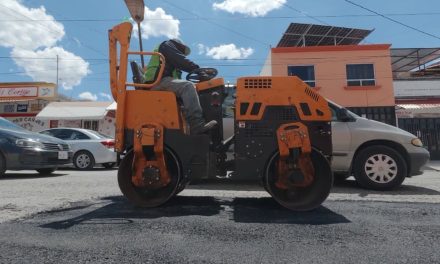 Intensifica Javier Díaz rehabilitación de calles al sur de Saltillo